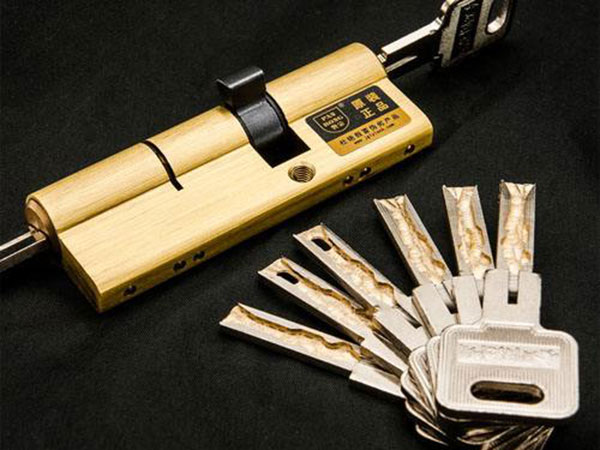 吴兴24小时上门开锁公司