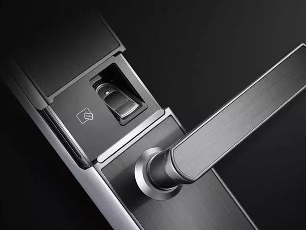 吴兴24小时上门开锁公司